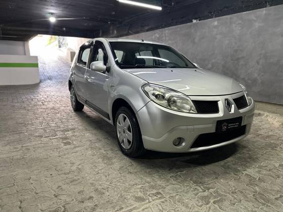 RENAULT SANDERO 1.6 EXPRESSION 8V HI-TORQUE FLEX 4P MANUAL RENAULT SANDERO 1.6 EXPRESSION 8V HI-TORQUE FLEX 4P MANUAL